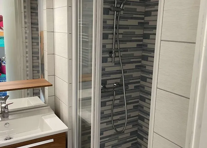 T2 Cabine, 4 Pers, Piscine, Parking, Proche - Fr-1-607-196 Appartamento *