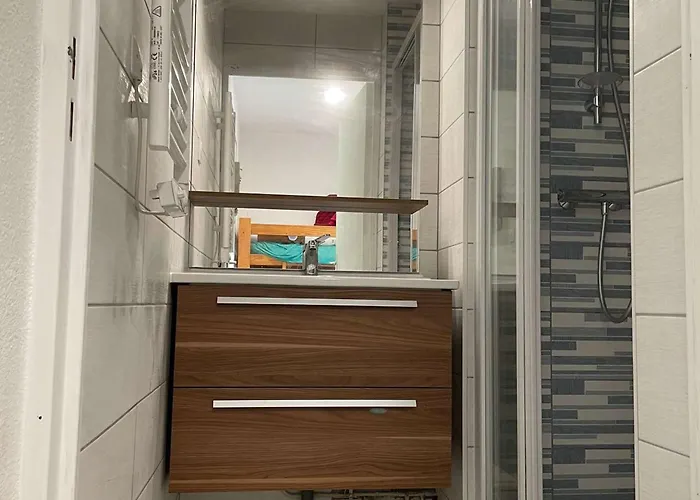 T2 Cabine, 4 Pers, Piscine, Parking, Proche - Fr-1-607-196