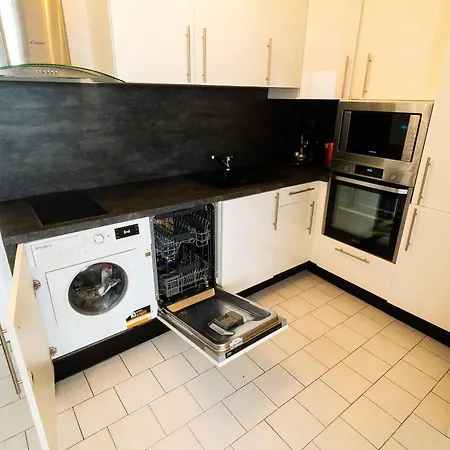 Appartement T2 Cabine, 4 Pers, Piscine, Parking, Proche - Fr-1-607-196