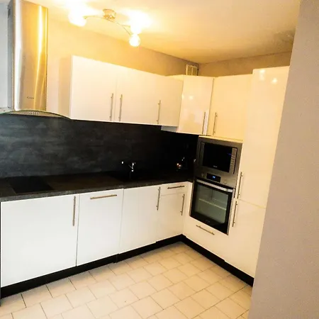 Apartment T2 Cabine, 4 Pers, Piscine, Parking, Proche